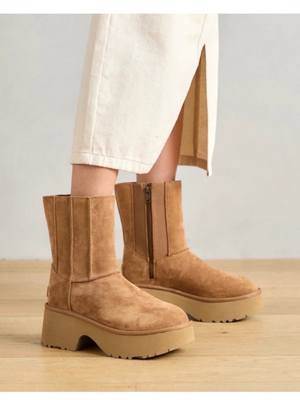 NEW UGG Platform Boots